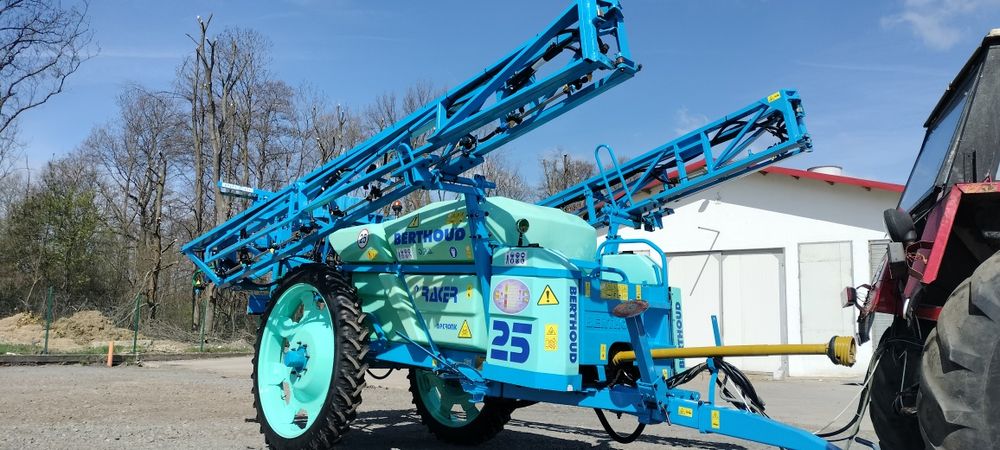 Berthoud Racer 2500L 21/18m 6 sekcji