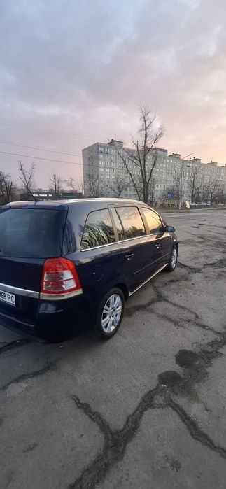 Продам Опель зафіра Б