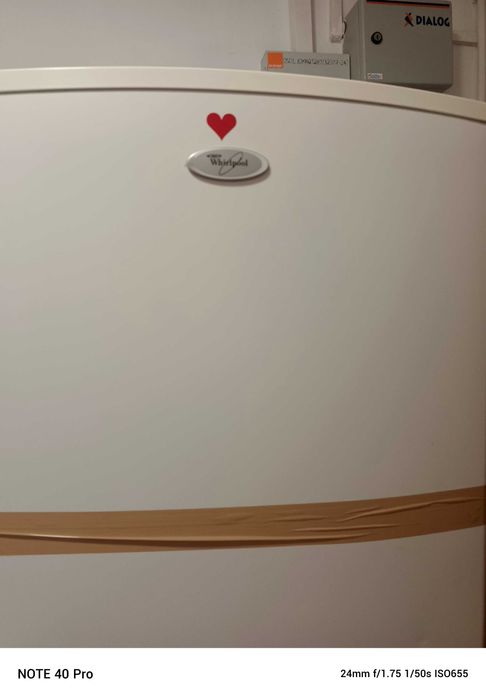 Oddam za darmo lodówkę Whirlpool na części
