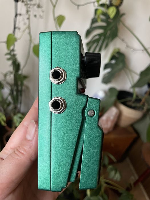 Efekt do gitary basowej Bass Synth wah Digitech