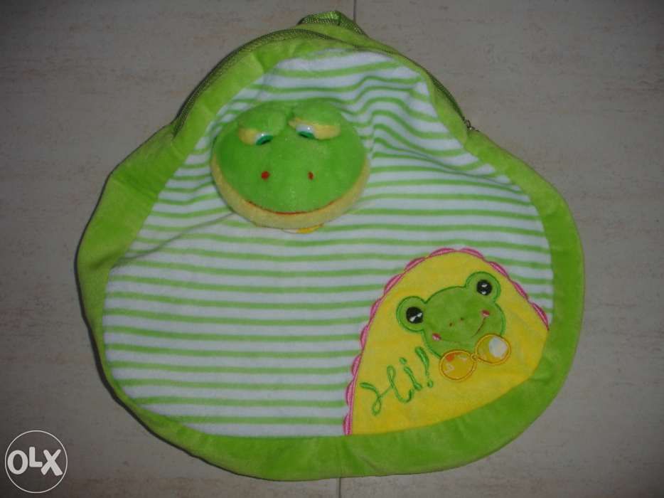 Mochila Criança Verde ( Como Nova )
