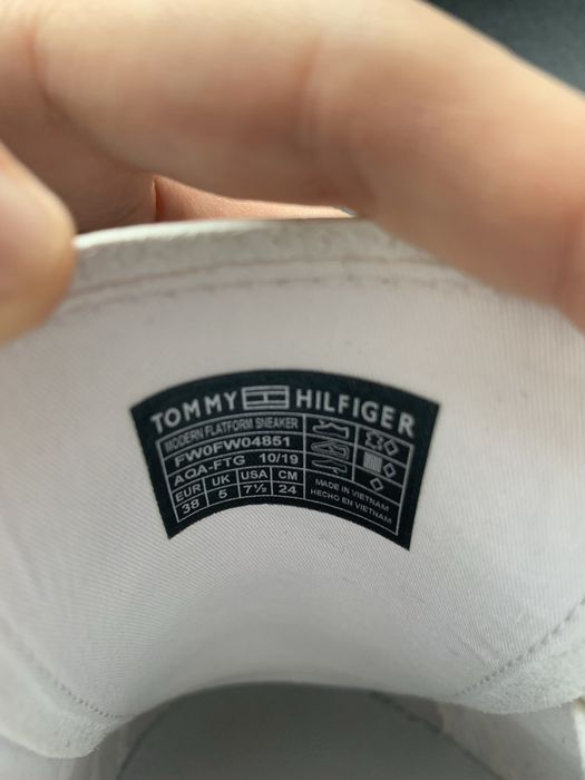 Продам кросівки кеди Tommy Hilfiger 38 розмір