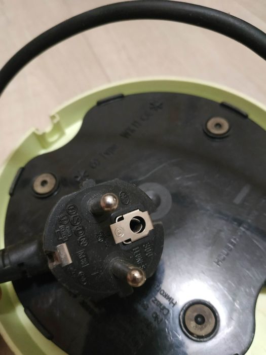 Підставка під електрочайник