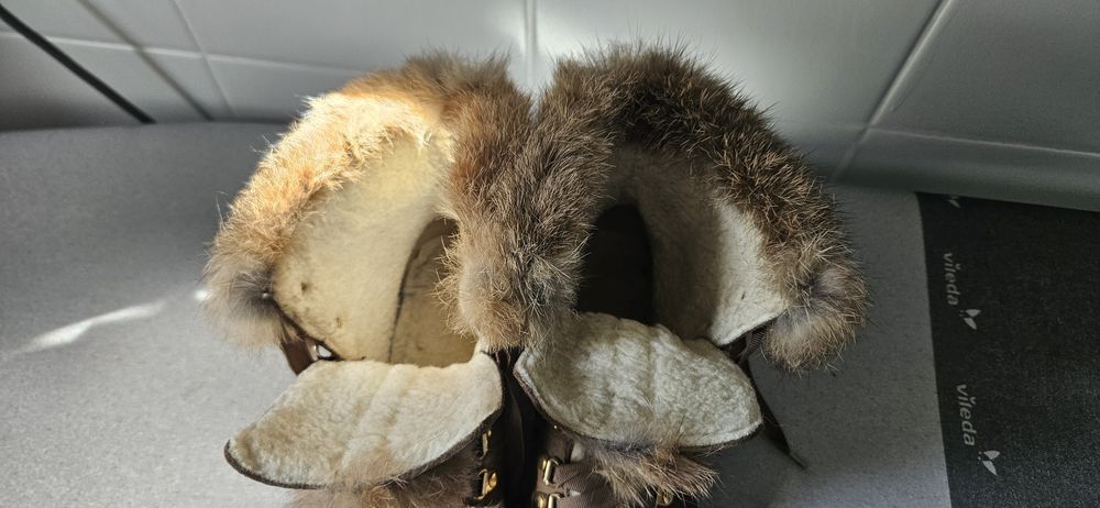 Botki damskie zimowe Lasocki