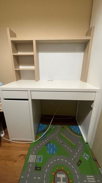 Biurko z nadstawką Ikea Micke