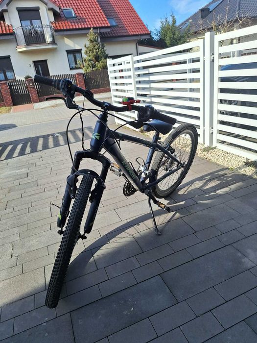 Kands Lorenzo 24