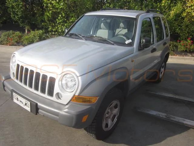 JEEP Cherokee (KJ) 2.8 CRD 4X4 de 2005 (Para Peças)