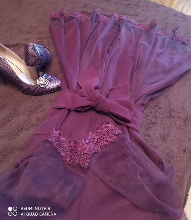 Жіночі плаття б/у