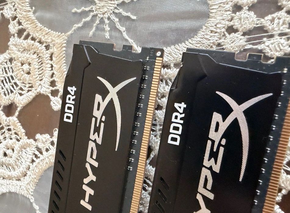Оперативка від Kingston Hyperx 3600MHz 32GB