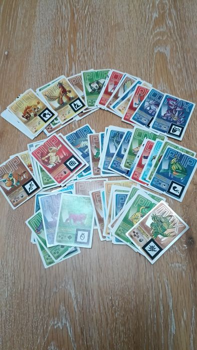 Cromos Invizimals (09-11)