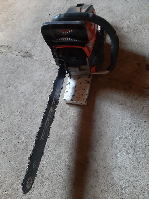 Продам   ензопилу