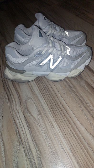 кросівки жіночі New Balance