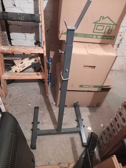 Zestaw dwóch stojaków pod sztange