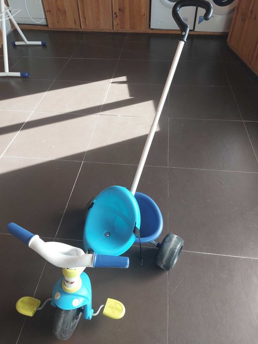Triciclo de criança