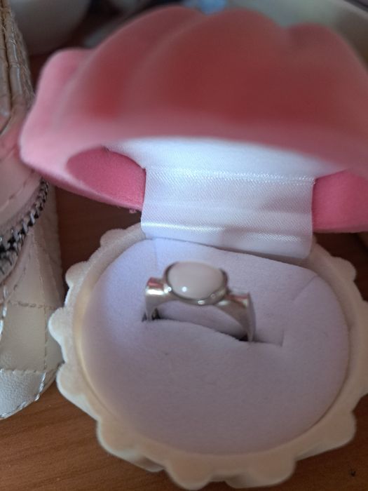 Anel de prata com madre perola