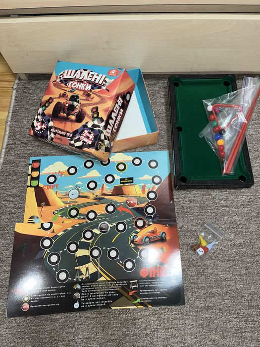 Іграшки для хлопчика Гра Ходилка Більярд Трек Хот Вілс