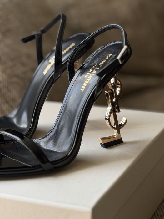 Туфлі YSL нові 38 маломірки