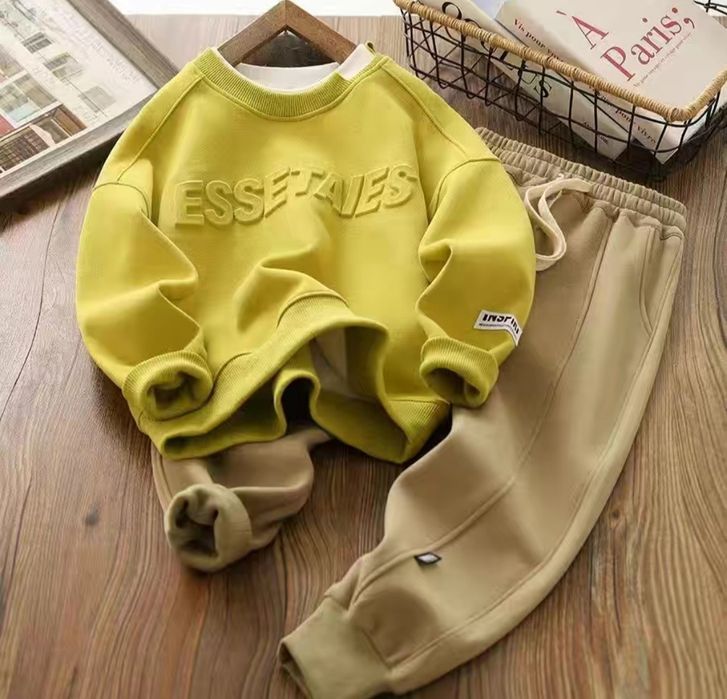 Костюм для хлопчика розмір 146