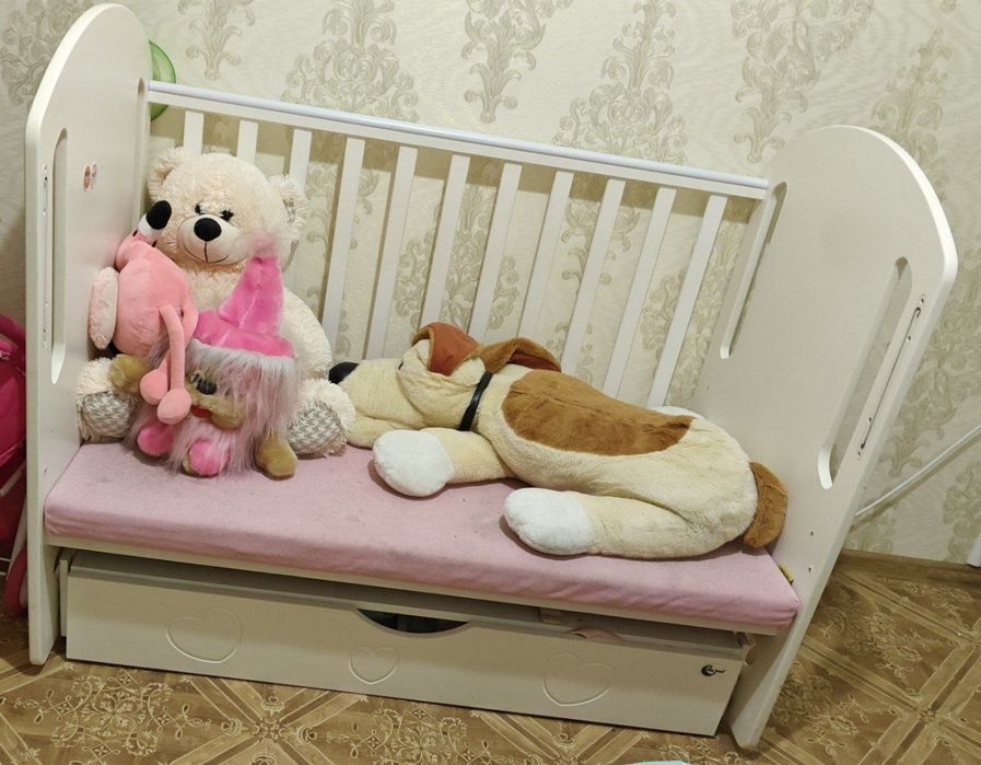 Продам кроватку детскую