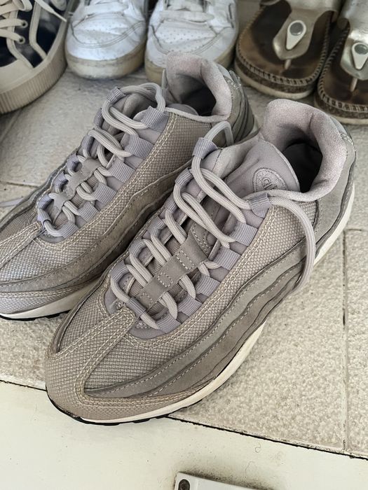 Nike Air 95 rosa/bege