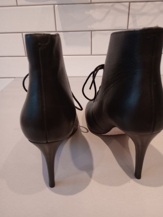 Buty damskie NOWE, skorzane wloskie ,marki Corso Como
