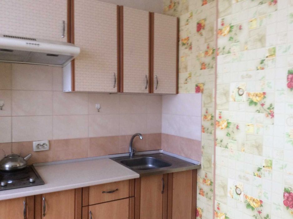 Продаж квартири з ремонтом та меблями вул. Ракетна 24 в Києві