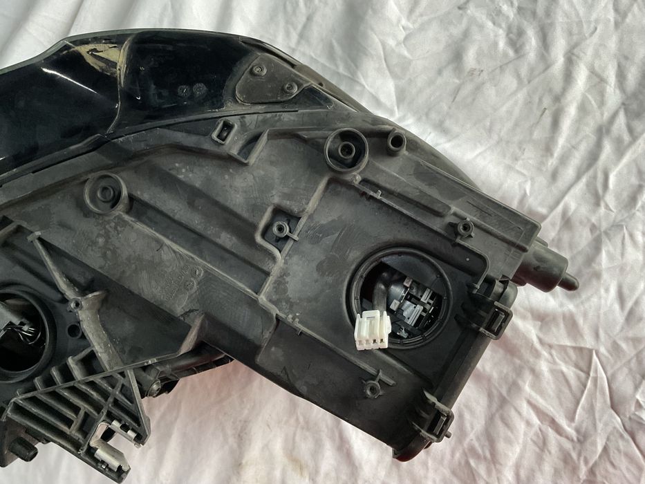 farol Audi A1 (direito)  Referência- 8XA.941.005