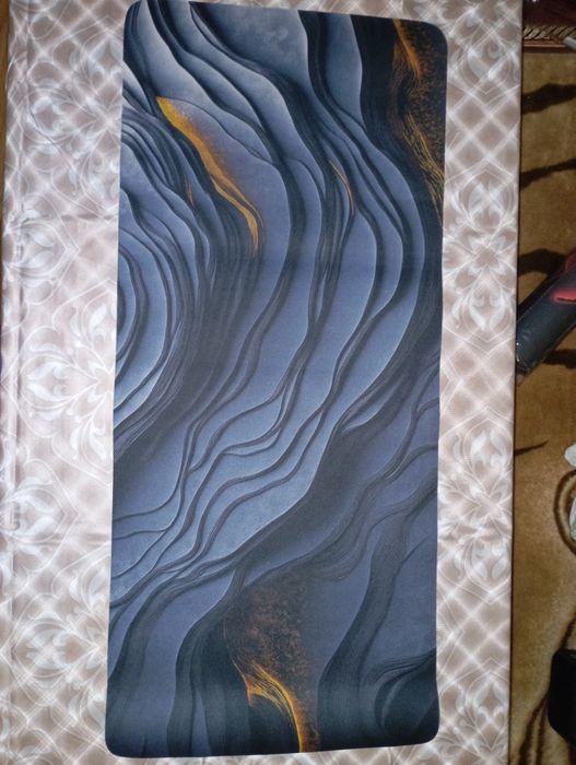 Продам комп'ютерний килимок