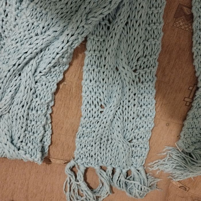 Szalik, szal Bardzo długi - 3,5 m! Miętowy, seledynowy. Marka Dunnes