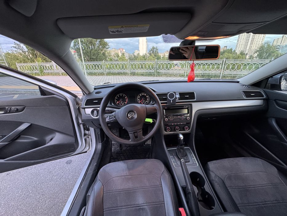 Volkswagen Passat B7 USA 2.5 Газ/Бензин ,170к/с