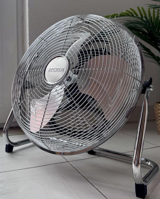Ventoinha de Chão  Becken