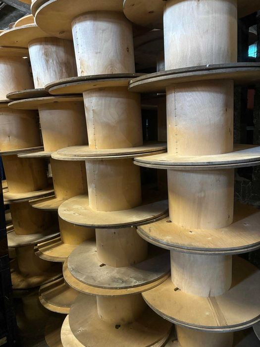 Bębny kablowe szpule do kabli bębny drewniane bębny do nawijania kabli