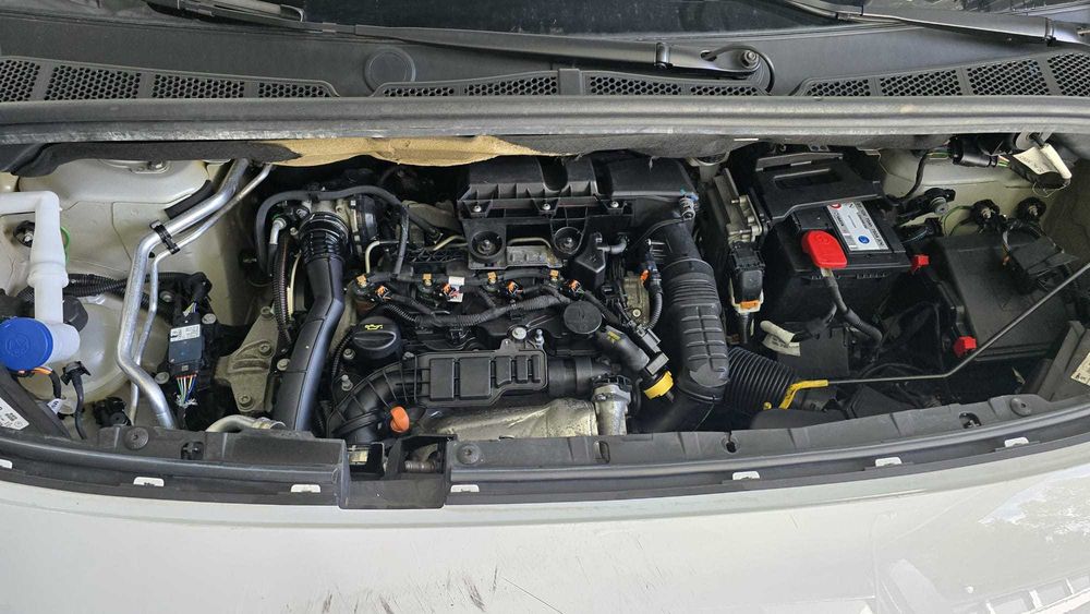 Peugeot Partner 1.5 BlueHDI  -  Salvado