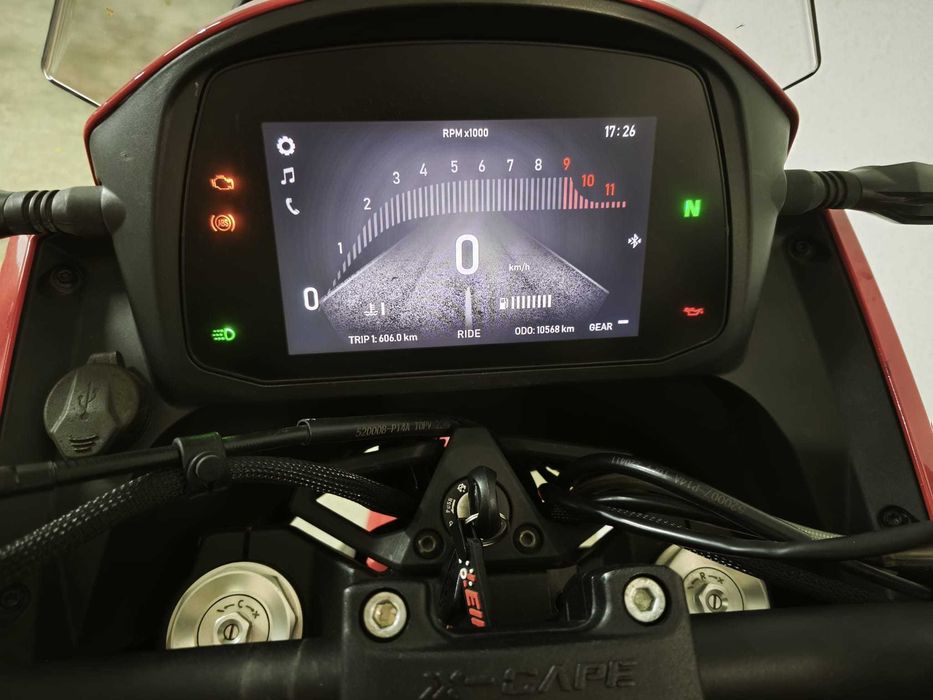 Moto Morini X-Cape 650 Gold Edition (Série Limitada) – Como Nova