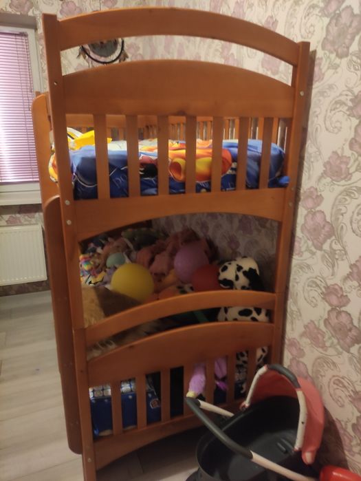 Двоповерхове ліжко