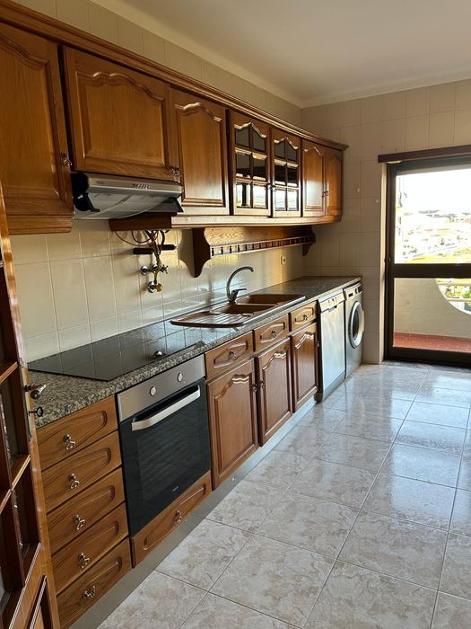 T3 - elevador, varandas e garagem – Alto do Forno, Figueira da Foz