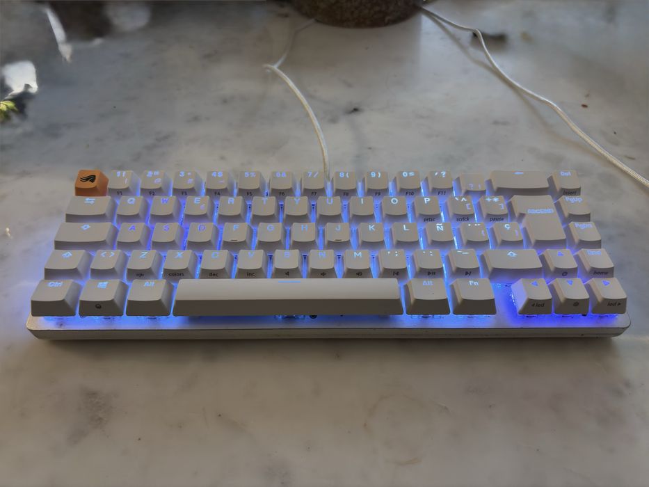 Teclado Mecânico Glorious GMMK 2 65% – Layout ES