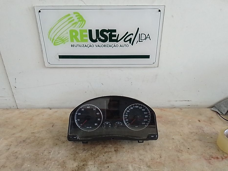 Quadrante / painel de instrumentos VOLKSWAGEN Golf V (1K1)