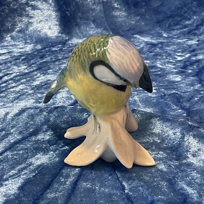 Ave porcelana pintura manual