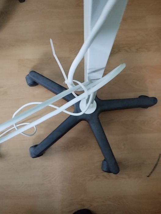 Lampa bakteriobójcza ze stelażem nowa