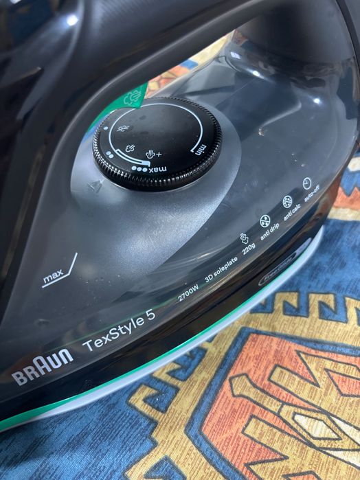 Ferro + tabua de engomar