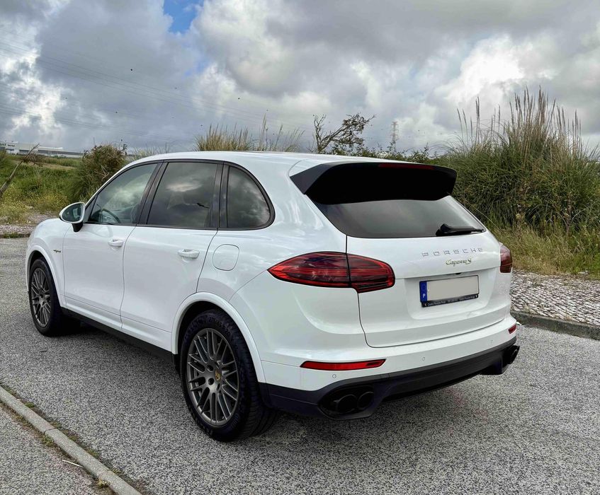 Porsche Cayenne S E-Hybrid