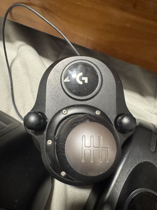 Logitech G29 + Pedais + Caixa de Velocidades – PS4/PS5/PC