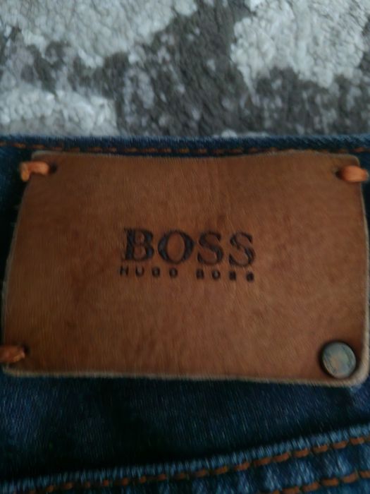 Jeansy męskie od  Hugo Boss