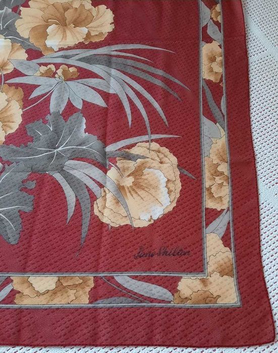Jane Shilton oryginał bordo apaszka kwiaty camel szara chustka 86