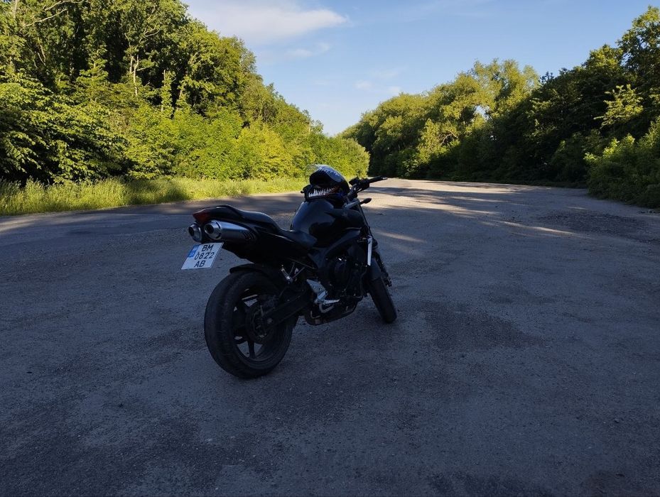 Мотоцикл Yamaha fz600
