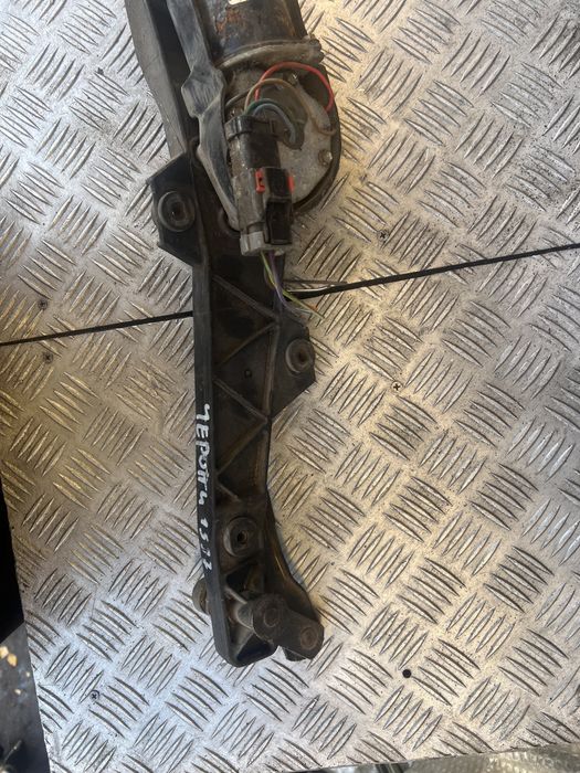 Трапеция дворников моторчик jeep granf cherokee 1998 г джип гранд черо