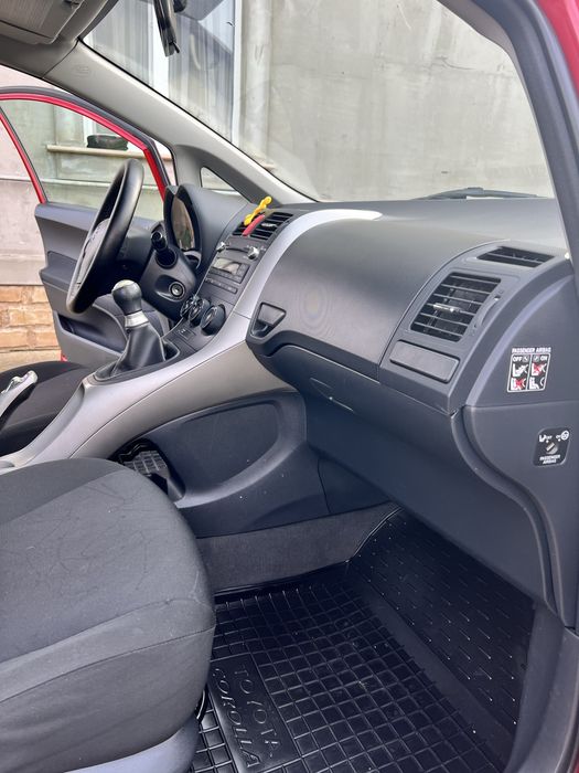 Toyota Auris 2008 1.4 дизель!