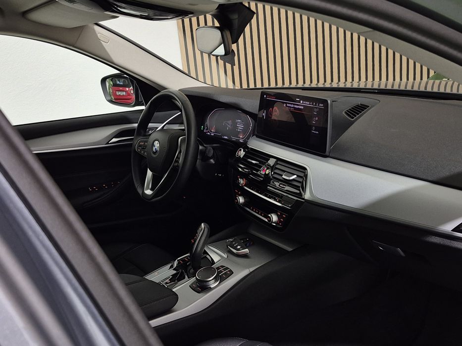 BMW 520D AUTO - 60.000KM - 2023 | GARANTIA | NACIONAL - 1 DONO