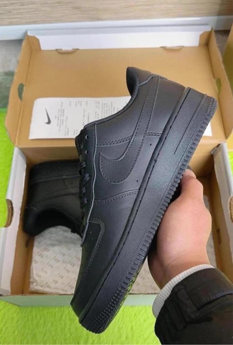 Airforce preto na caixa